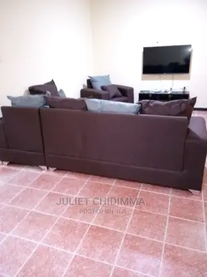 A Quality L-Shaped Sofa With Single