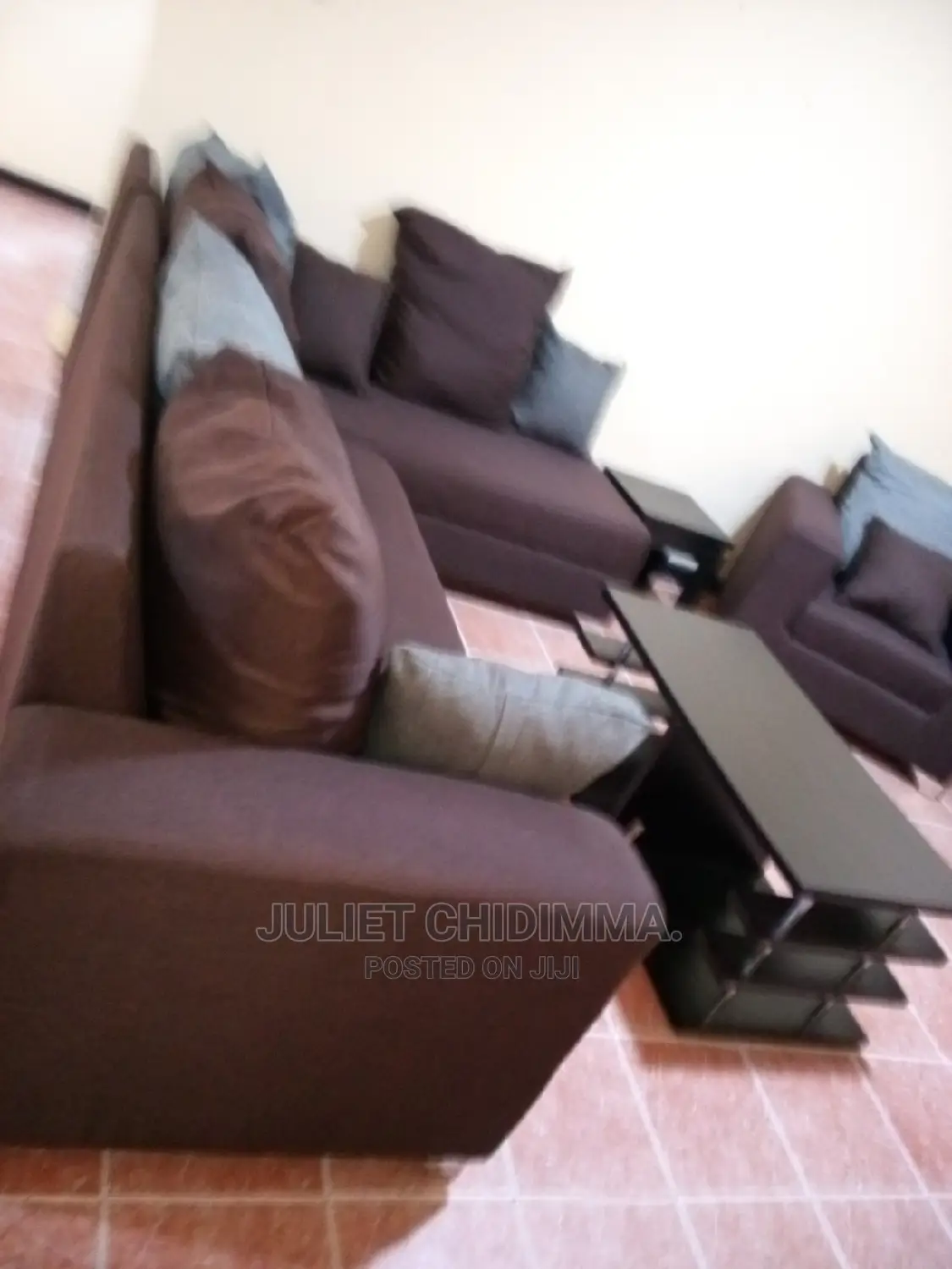 A Quality L-Shaped Sofa With Single