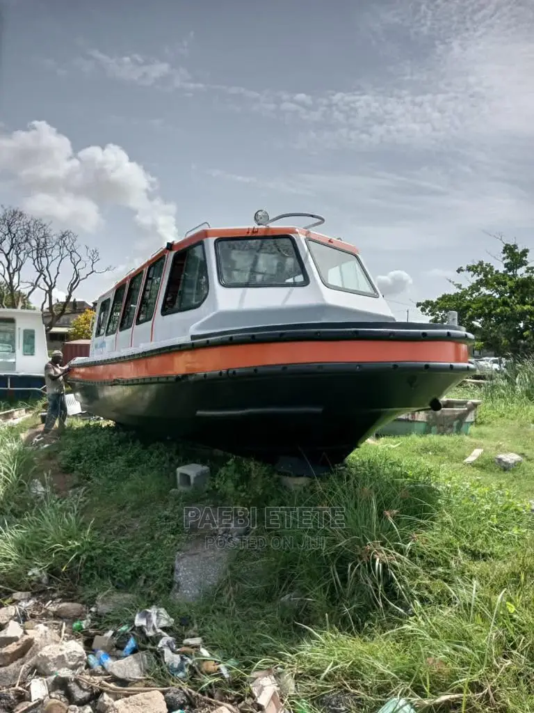 Luxury Boat / Passenger Boat