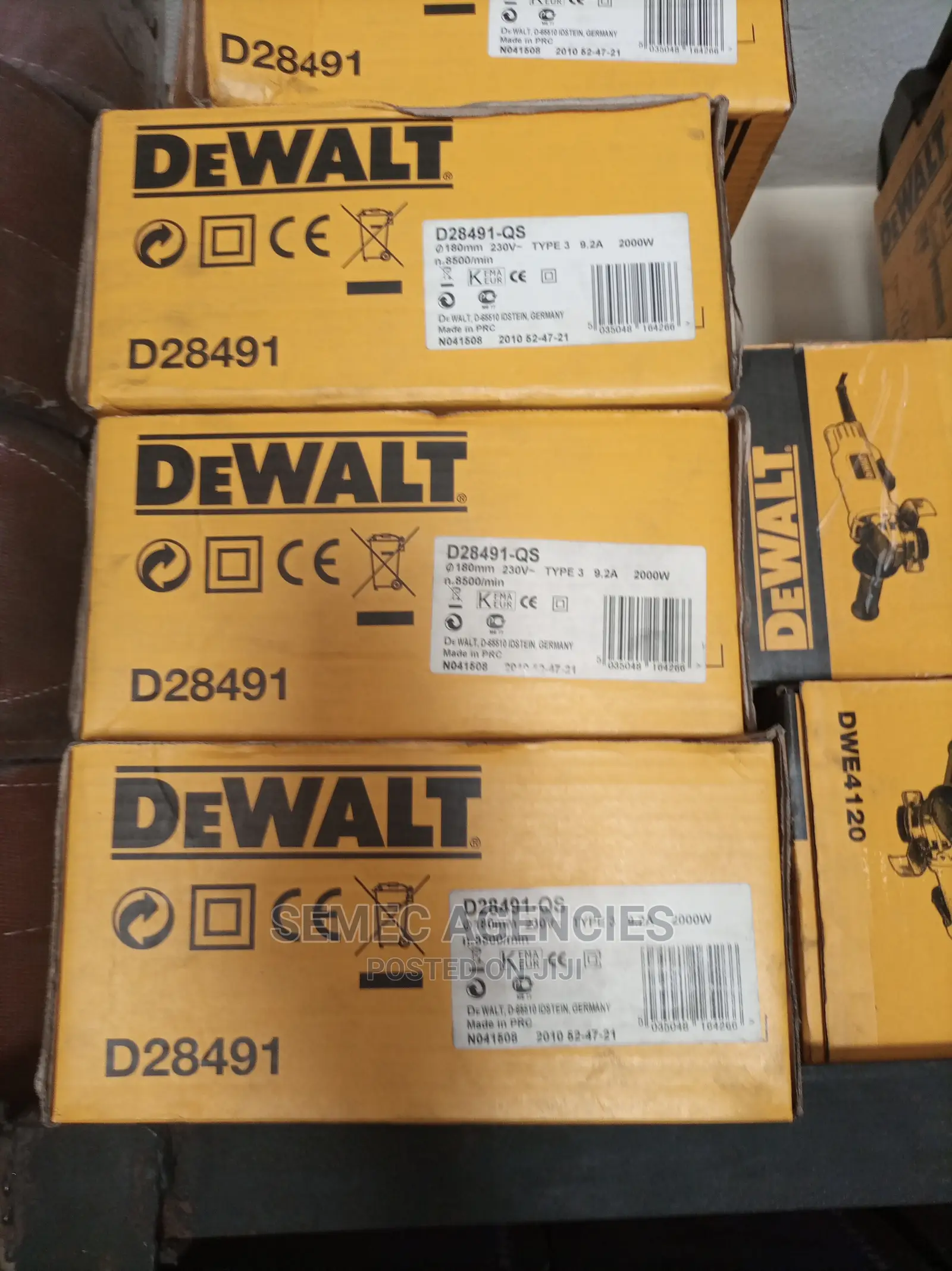 Dewalt Grinding Machine 9"