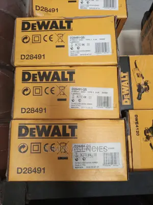 Dewalt Grinding Machine 9"