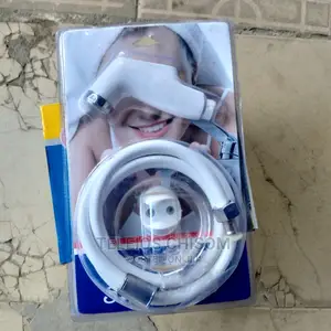 Plastic Pressing Shower With Pressure