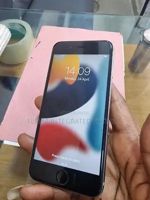 Apple iPhone 6s 32 GB Gray