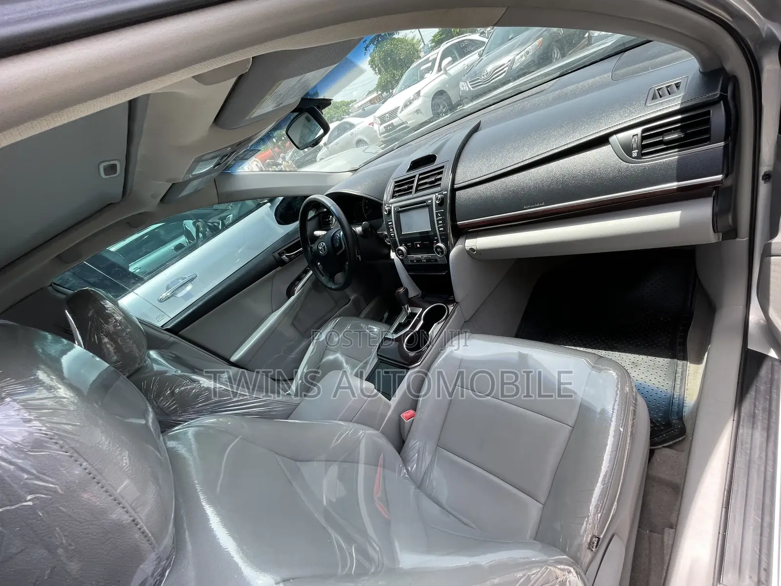 Toyota Camry 2013 Silver