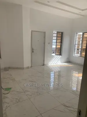 Studio Apartment in Itedo, Idado for rent