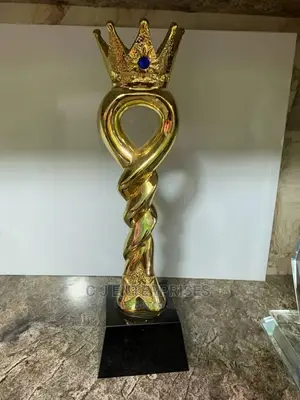 Trophy Award O7
