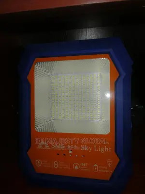 200watt SMS Solar Flood Light