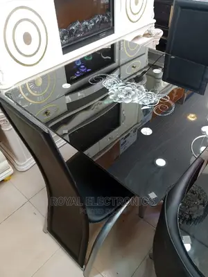 Brand New Imported Dining Set With 4 Leather Chairs