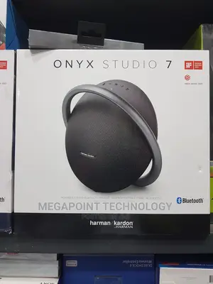 Photo - ONYX STUDIO 7 Harman/Kardon Outdoor Speaker
