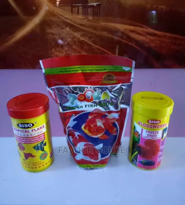 Flakes and Topka Fish Food