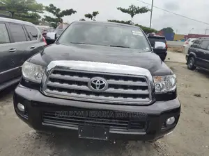 Toyota Sequoia 2015 Black