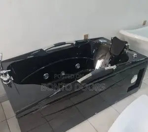 England Black Single Jacuzzi and White