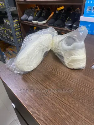 Safety Joggers Pure White Safety Shoes