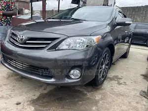 Toyota Corolla 2013 Gray