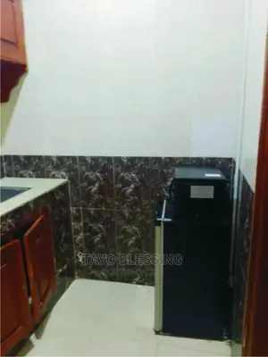 Furnished 1bdrm Apartment in Apo Legislative for Short Let