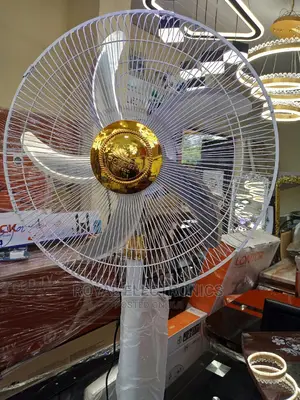 Brand New Golden Breeze 18" 5-Blade Standing Fan