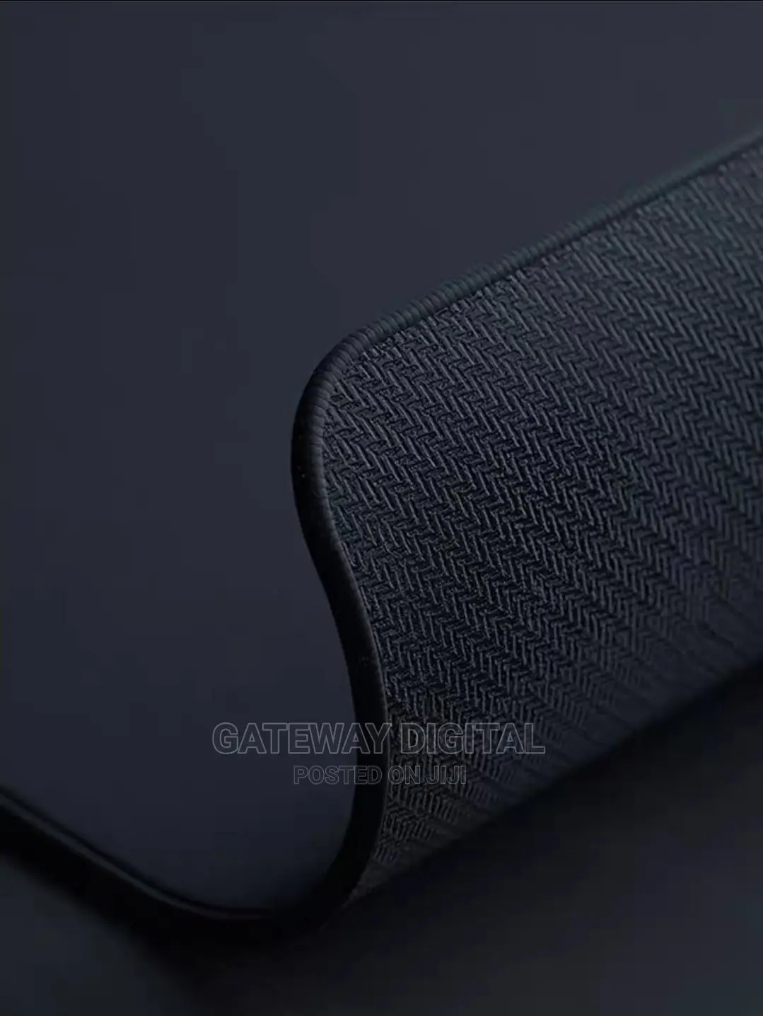 Fnatic Focus 3 Table Mat