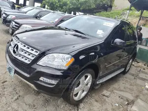 Mercedes-Benz M Class ML 350 4Matic 2011 Black