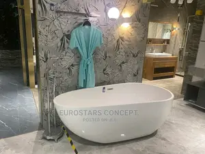 Free Acrylic Bathtub