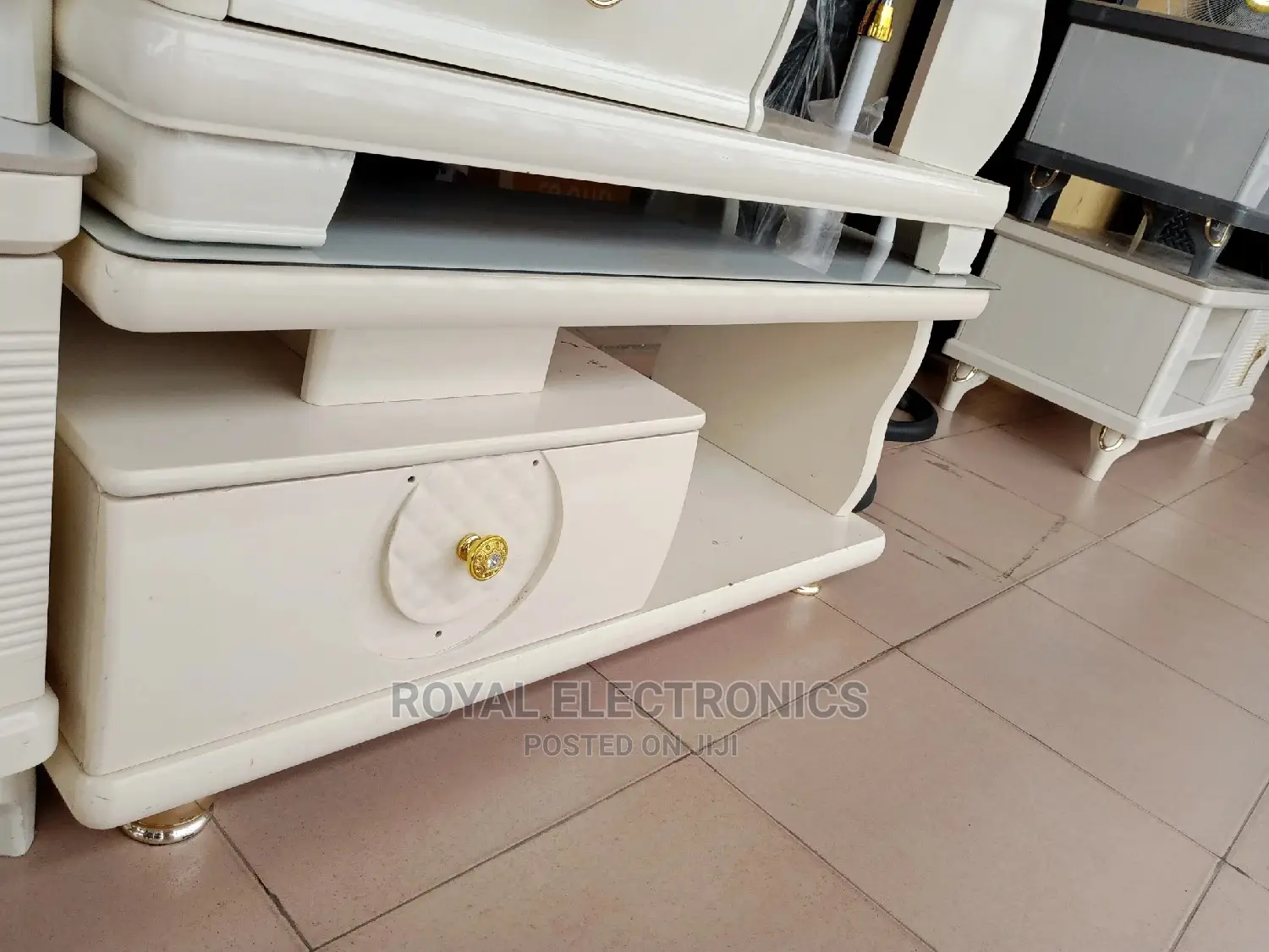 Just Released Modern Center Table With Drawer