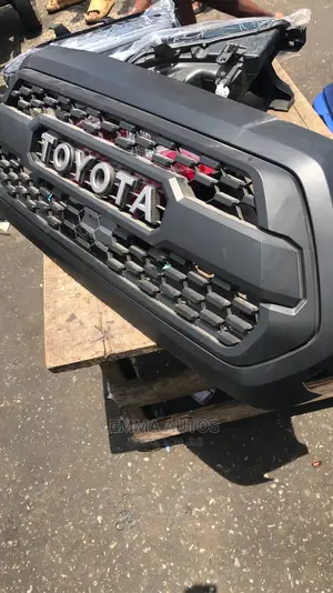 Front Grill Toyota Tacoma 2020 Available