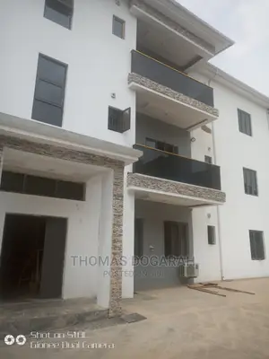 Photo - 3bdrm Block of Flats in Service Apartment for rent