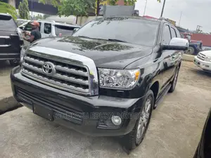 Toyota Sequoia 2016 Black