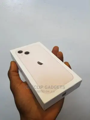 New Apple iPhone 13 128 GB Pink