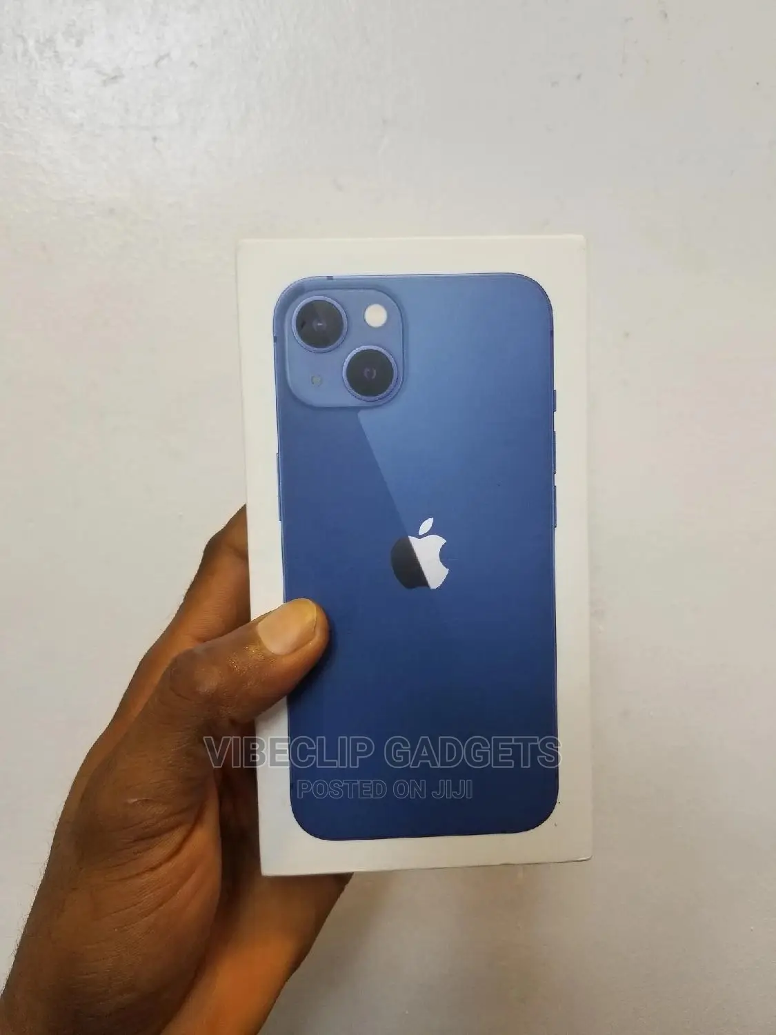 New Apple iPhone 13 128 GB Blue