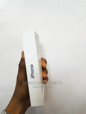 New Apple iPhone 13 128 GB Blue
