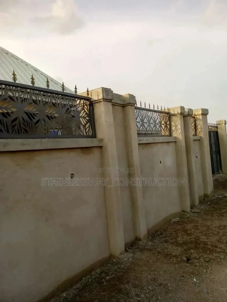 Laser-cut Fence Rail 01