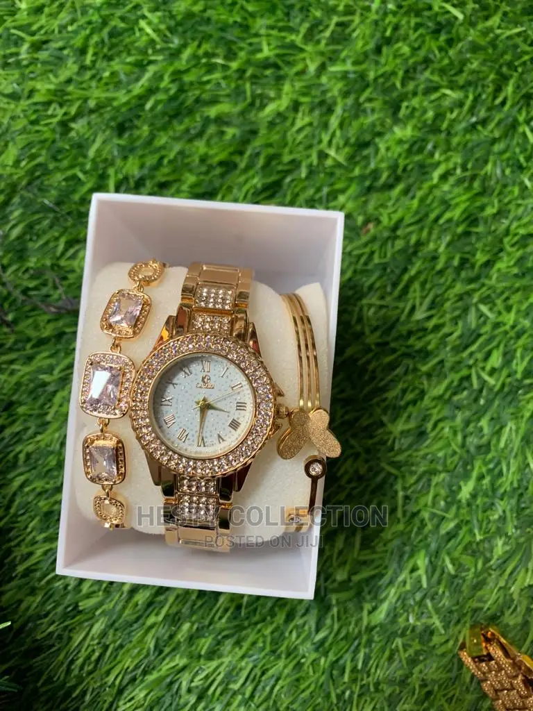 Wristwatch and Bracelet