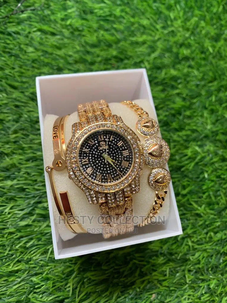 Wristwatch and Bracelet
