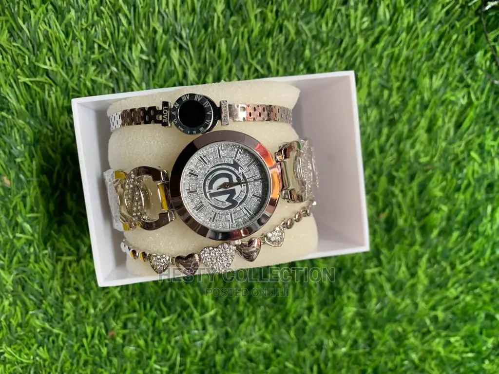 Wristwatch and Bracelet