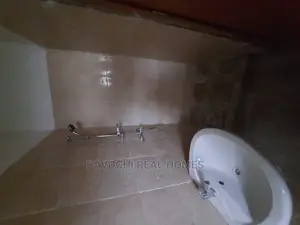4bdrm Duplex in Chevron Drive, Lekki for rent