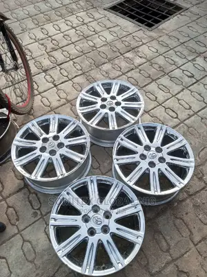 17inch Chrome Alloyed Rim!