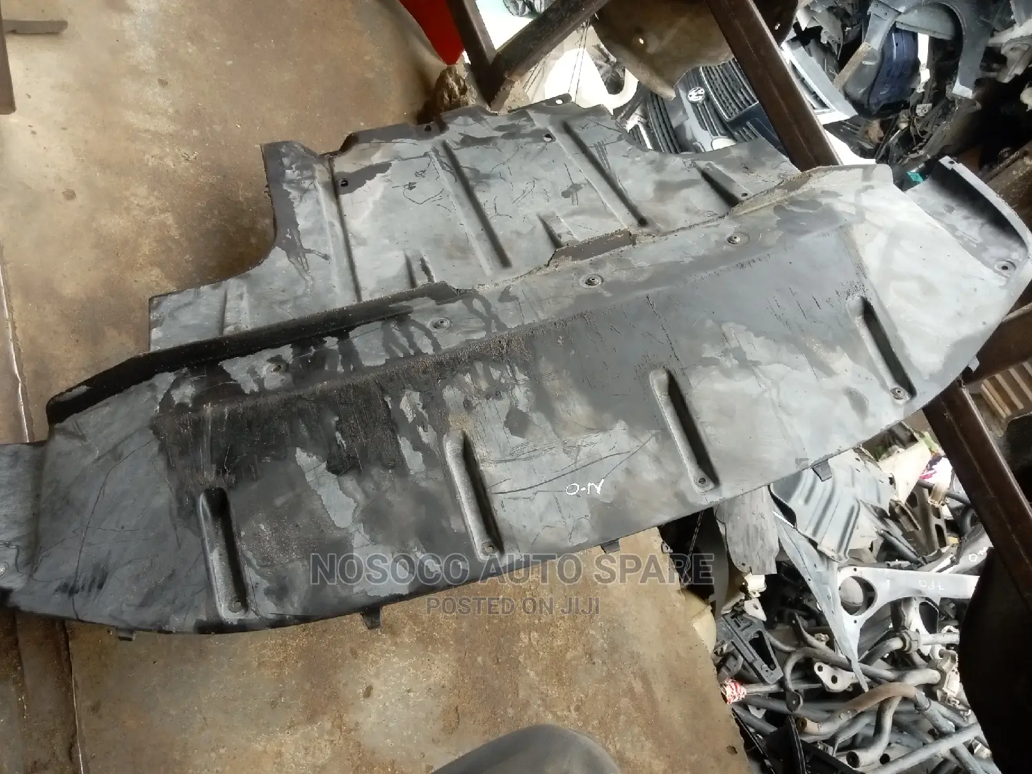 Engine Cover Audi Q7 2010 2013