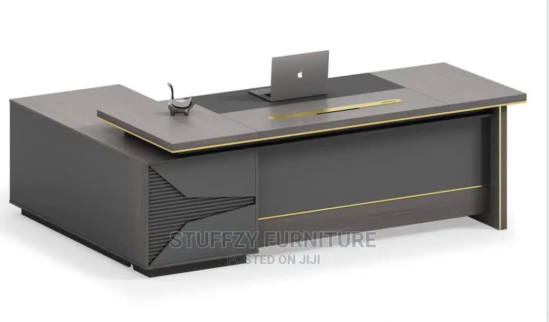 Italian Unique Executive Tables