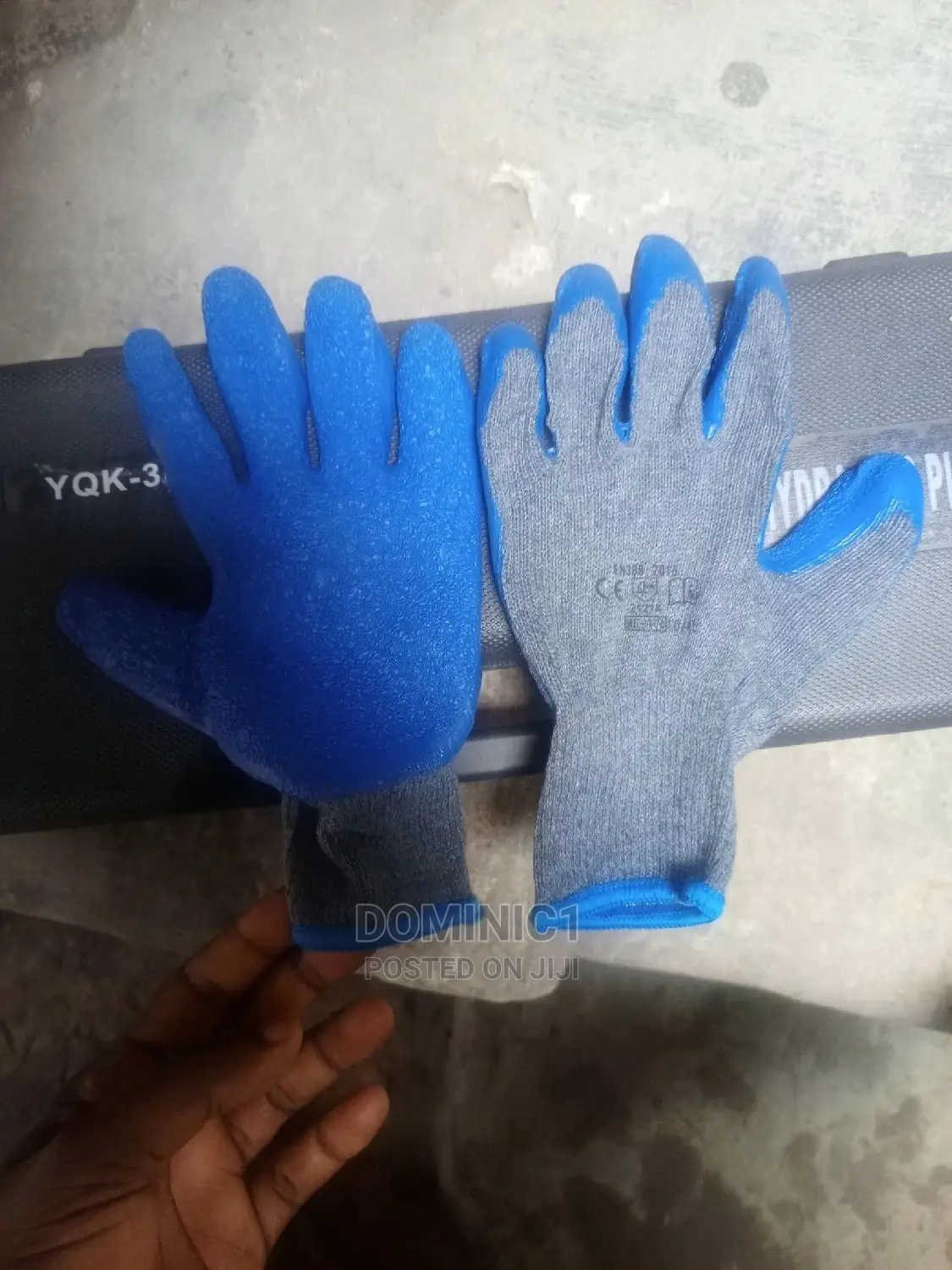 Cottage Gloves