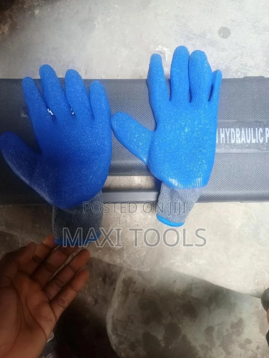 Cottage Gloves
