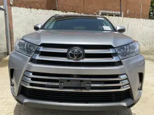Toyota Highlander 2017 Silver