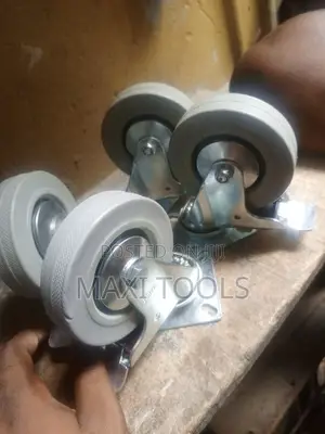 Castors Tires
