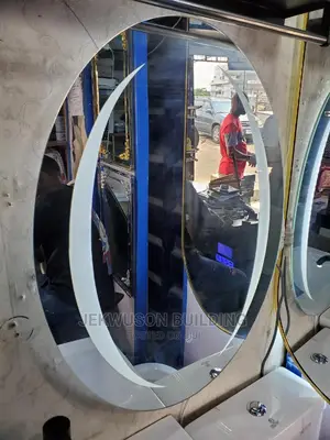 LED Mirror Moon Design