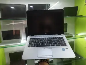 Laptop HP EliteBook 840 G4 8GB Intel Core I7 HDD+SSD 256GB