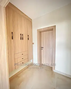 Wardrobe by Pristinewood