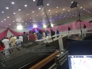 Zoom (Live Streaming Fb, Youtube Etc)