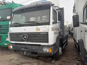 Mercedes Truck 1324 28feet