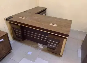 Director,S Office Table