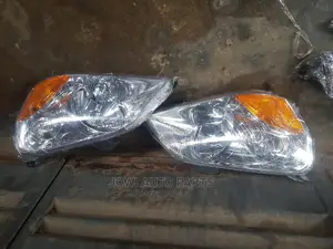 Headlights Honda Pilot 2003 Model