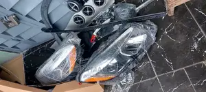 Mercedes-Benz GLA250 2014,2016 Headlights